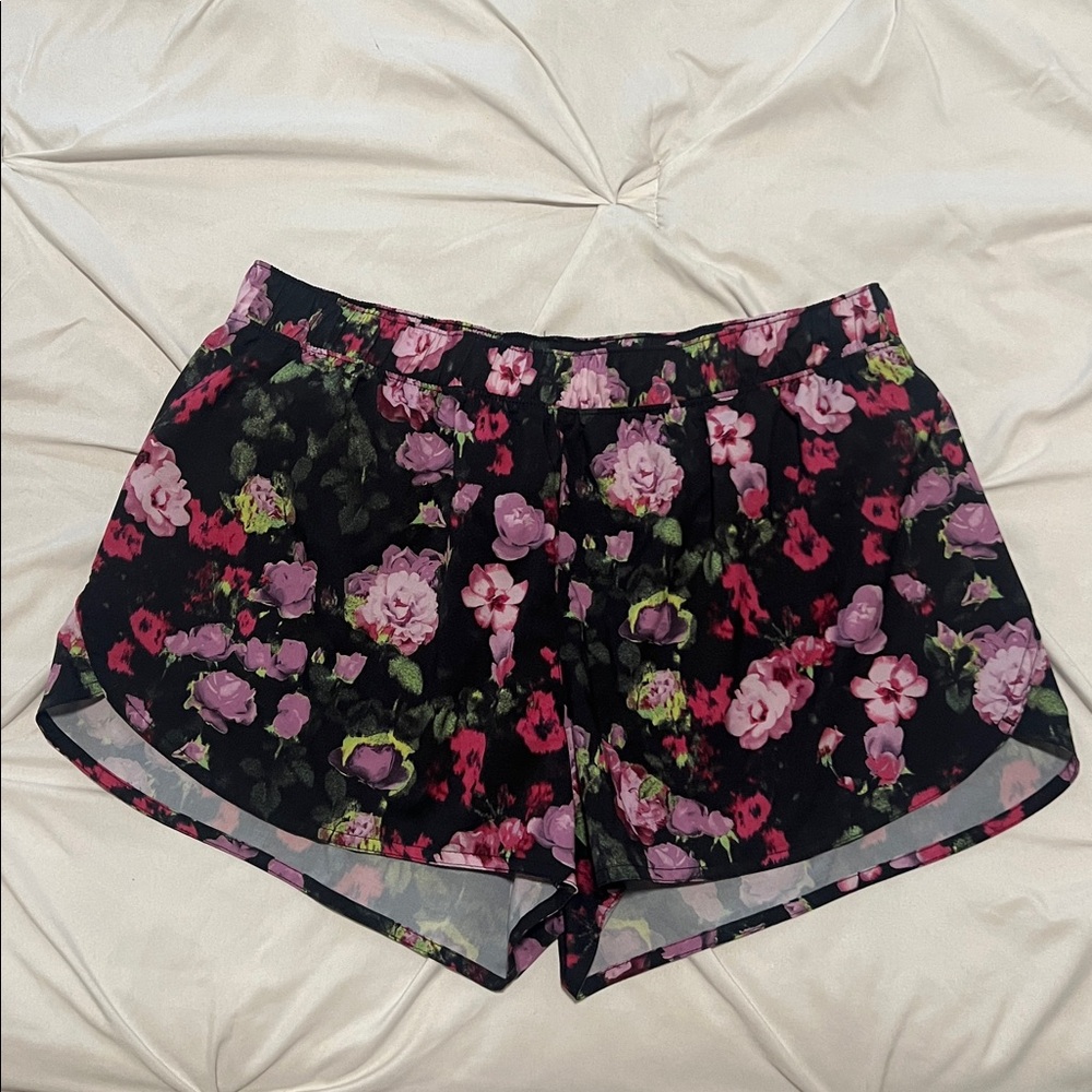 Old Navy StretchTech Run Shorts